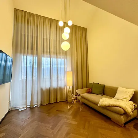 Alpenzeit Loft Mit Balkon Und Grimmingblick * Bad Mitterndorf