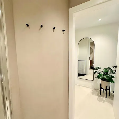 Alpenzeit Loft Mit Balkon Und Grimmingblick バート・ミッテルンドルフ